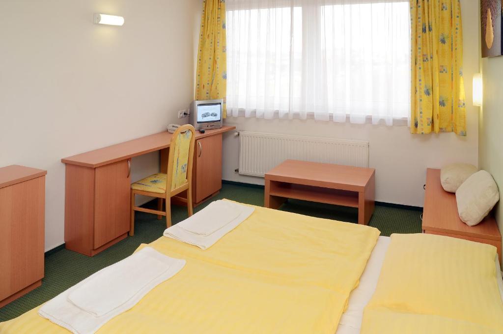 Hotel Imos Prag Zimmer foto